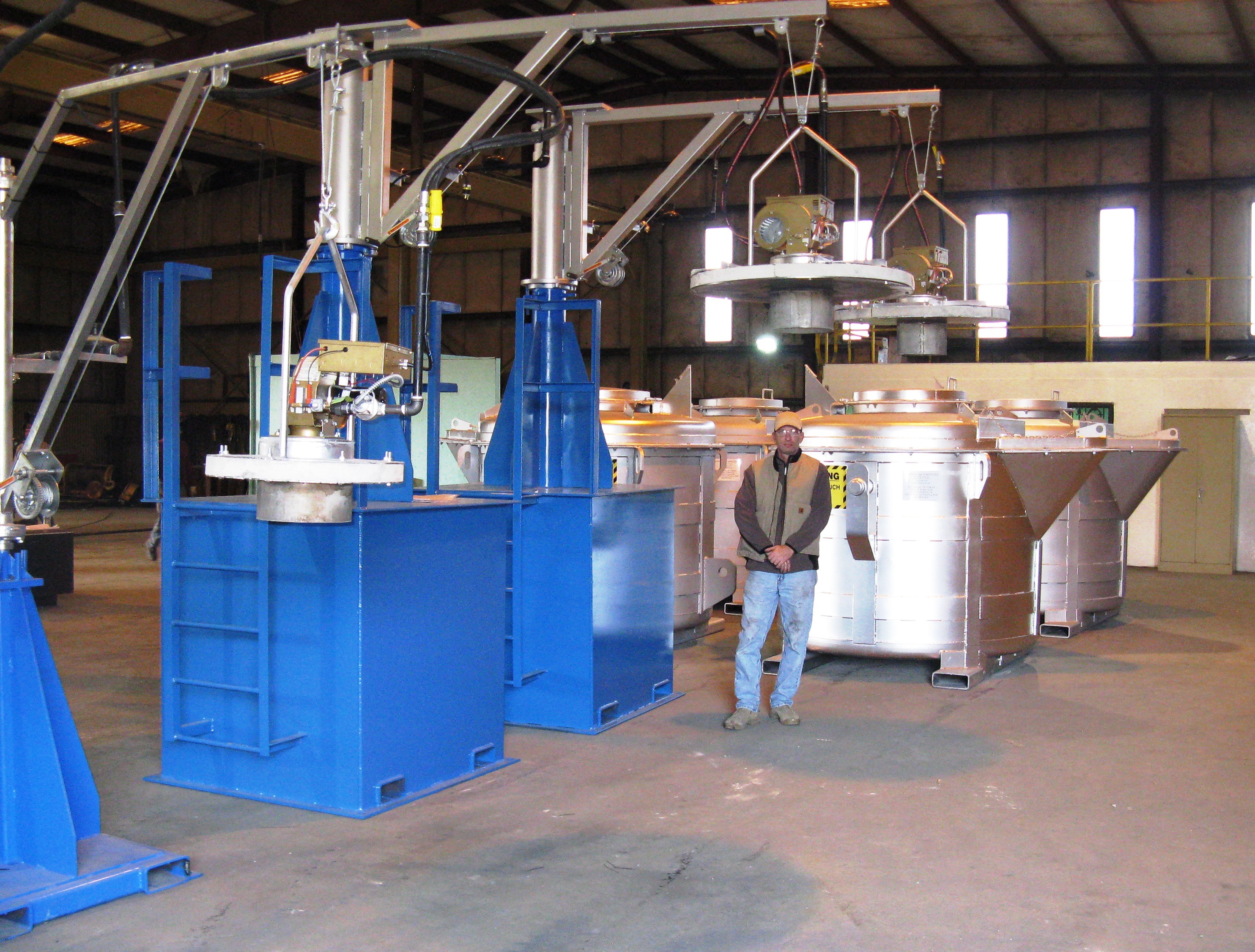 Hot Molten Metal Transfer CruciblesMolten Aluminum